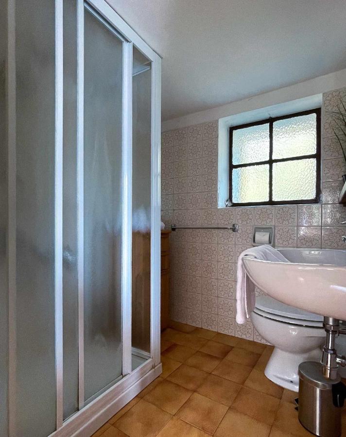 Breva Loft Tra Gli Ulivi Ed Il Lago Беладжо Екстериор снимка